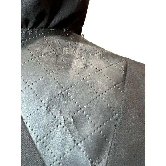 Disney Alice Through The Looking Glass Red Queen Battle Coat - Picture 13 of 14